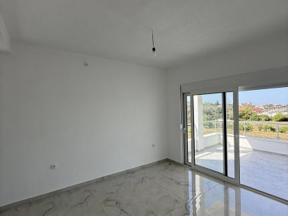 Коммерческая / Отель, Черногория, О. Бар, Добра вода, 1 400 000 € фото 4