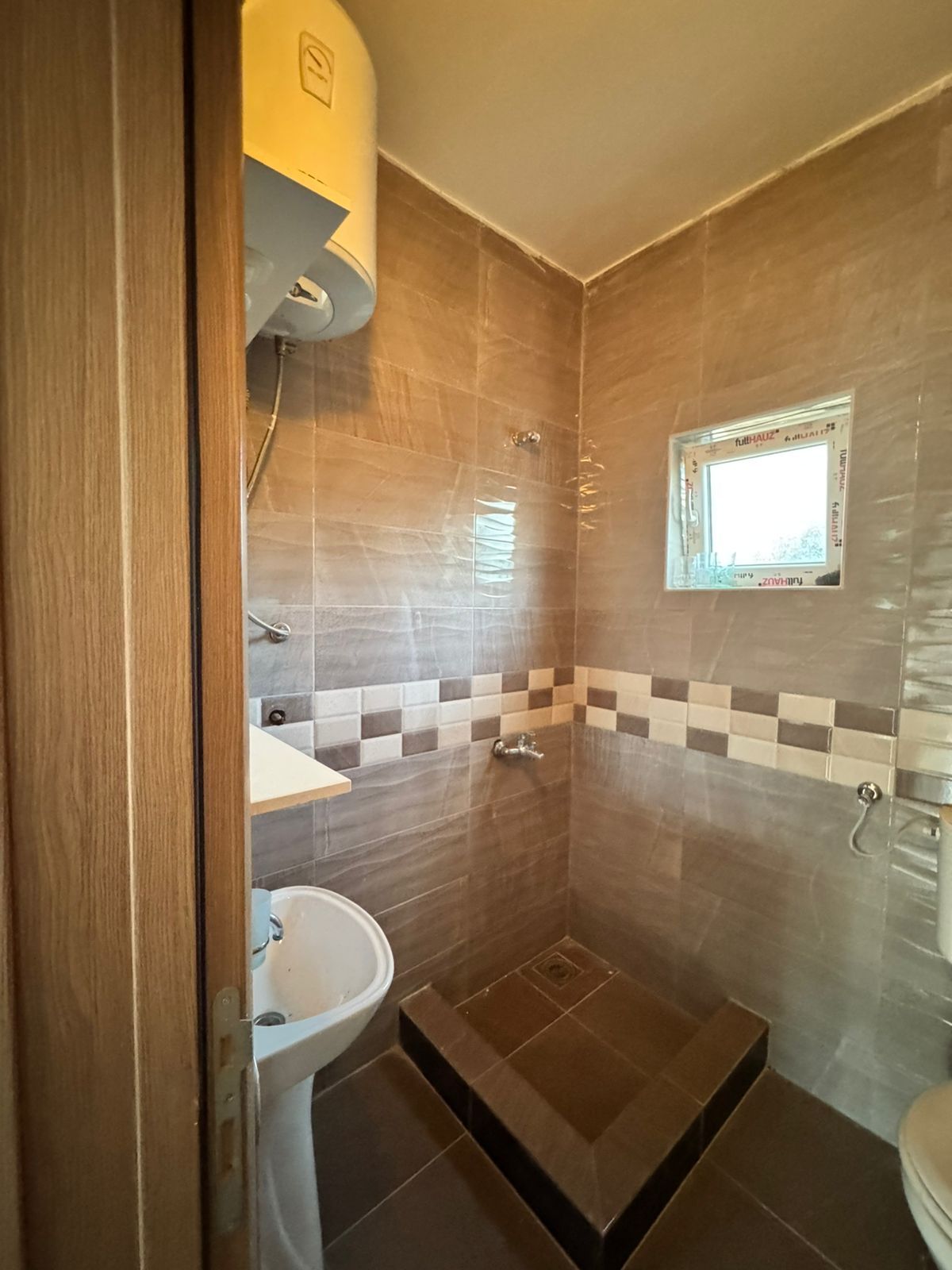 Дом / Коттедж, Черногория, О. Бар, Бар, 110 000 € фото 5