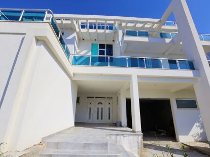 Будинок / Вілла, Чорногорія, Г. Бар, Добра Вода, 500 000 € фото 3