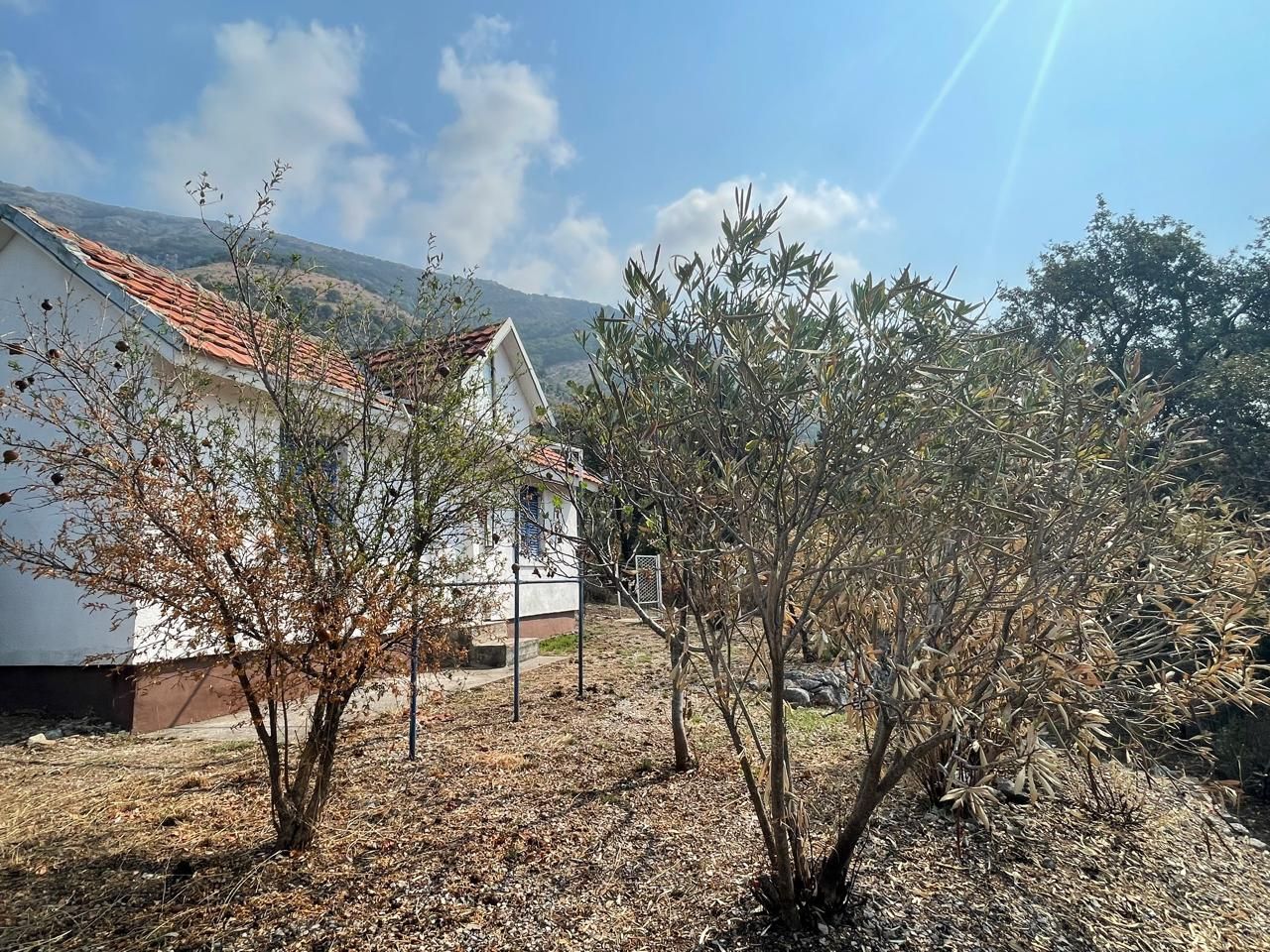 Haus / Hütte, Montenegro, G. Bar, Sutomore, 60 000 € foto 1