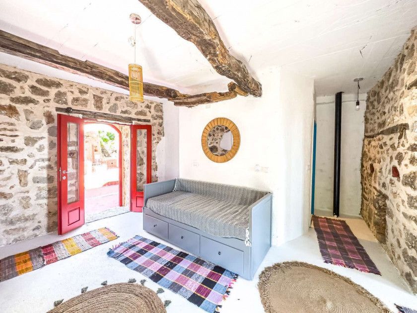 Дом / Коттедж, Черногория, О. Бар, Добра вода, 250 000 € фото 2