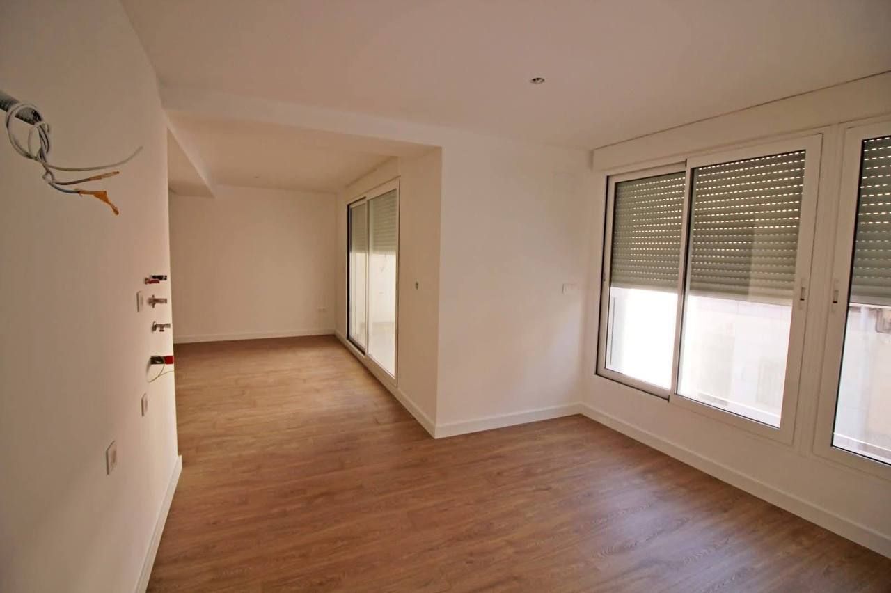 Офис в Аликанте, Испания - стоимость 1&nbsp;000&nbsp;000€ - Ref: 79833 фото 1
