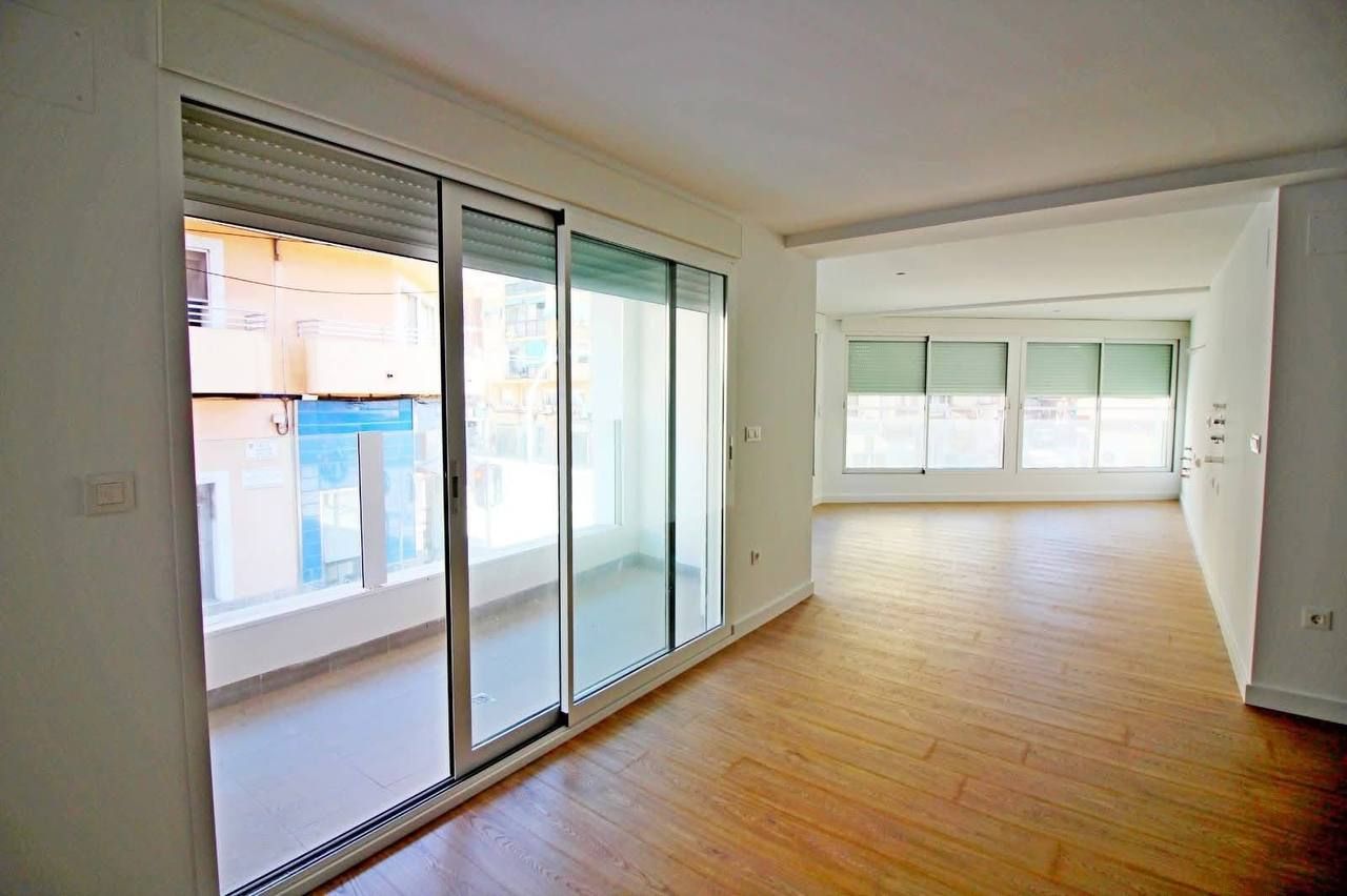 Офис в Аликанте, Испания - стоимость 1&nbsp;000&nbsp;000€ - Ref: 79833 фото 3