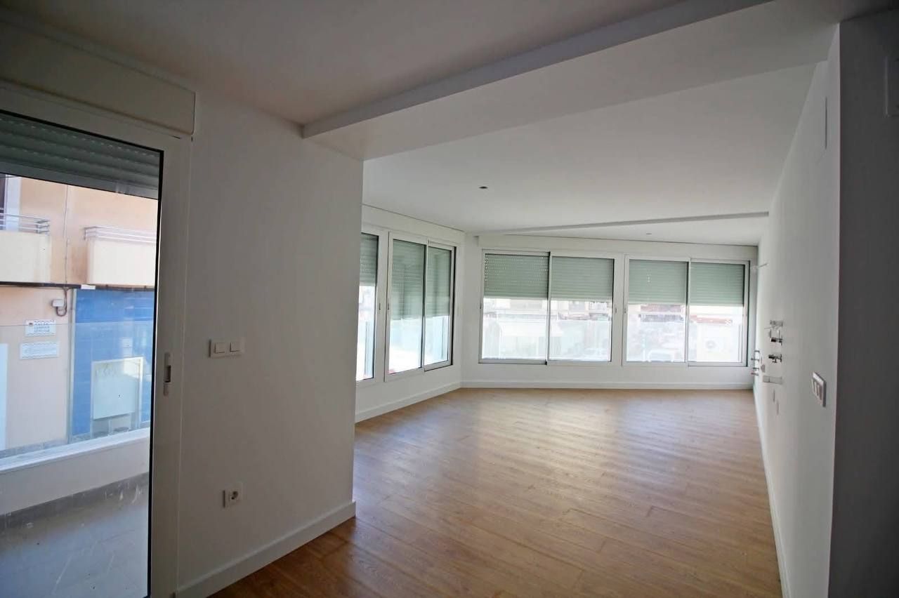 Офис в Аликанте, Испания - стоимость 1&nbsp;000&nbsp;000€ - Ref: 79833 фото 4
