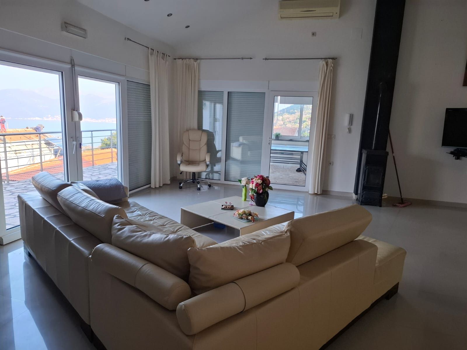 Коттедж в Тивате, Черногория, 130м2 - стоимость 430&nbsp;000€ - Ref: 79887 фото 3