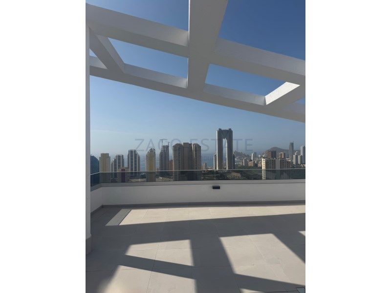 Пентхаус в Poniente в Бенидорме, Испания - стоимость 800&nbsp;000€ - Ref: 80000 фото 1