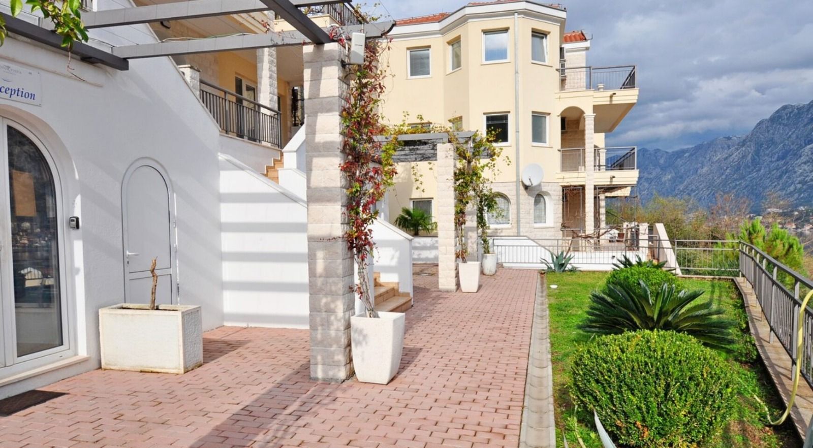 Апартаменты в Которе, Черногория, 76м2 - стоимость 272&nbsp;000€ - Ref: 80342 фото 4