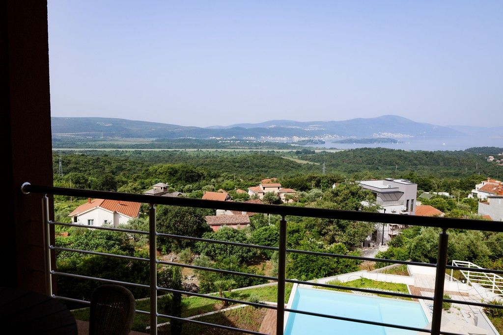 Апартаменты в Тивате, Черногория, 120м2 - стоимость 420&nbsp;000€ - Ref: 80655 фото 2