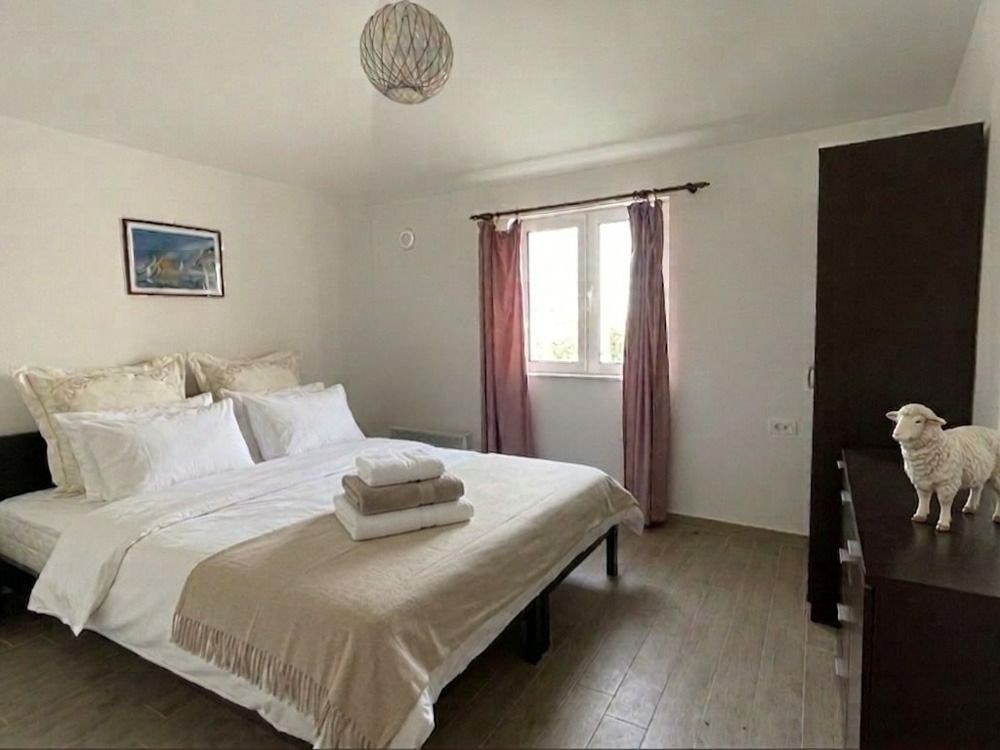 Коттедж в Баре, Черногория, 116м2 - стоимость 215&nbsp;000€ - Ref: 80916 фото 2