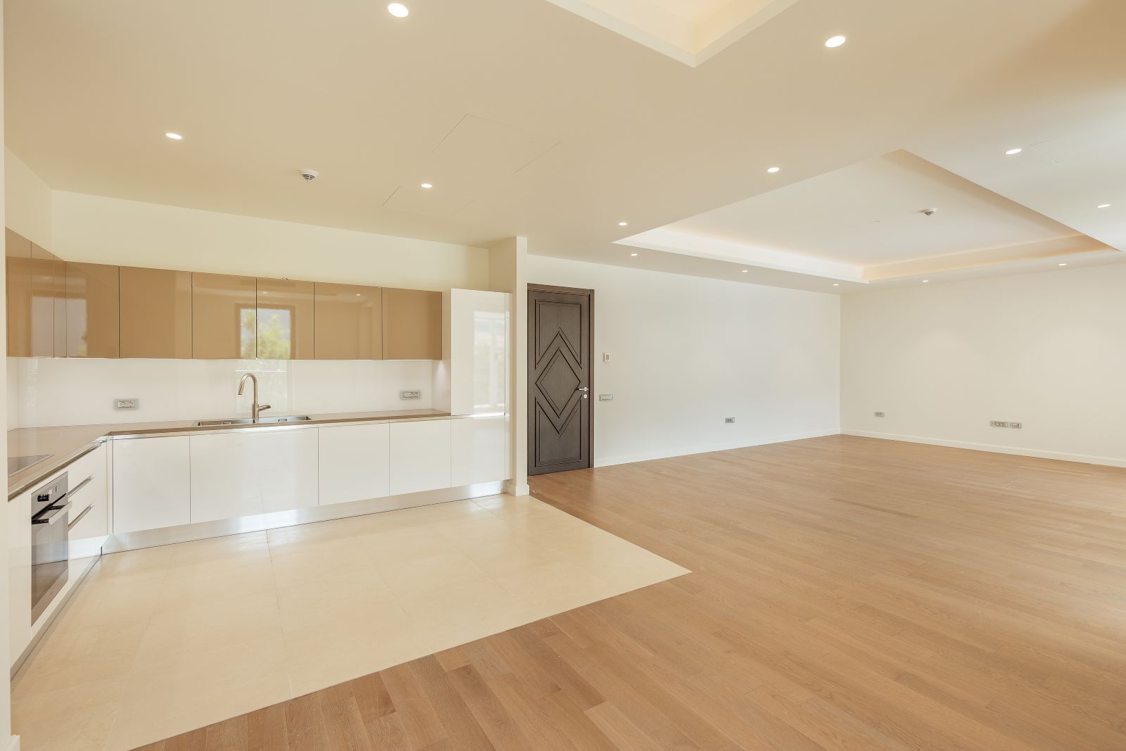Апартаменты в Герцег-Нови, Черногория, 171м2 - стоимость 1&nbsp;385&nbsp;000€ - Ref: 80929 фото 13