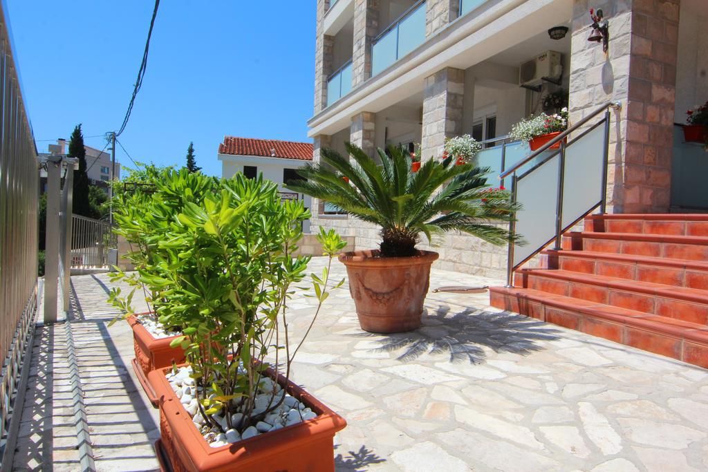 Отель в Бечичах, Черногория, 823м2 - стоимость 2&nbsp;700&nbsp;000€ - Ref: 80938 фото 4