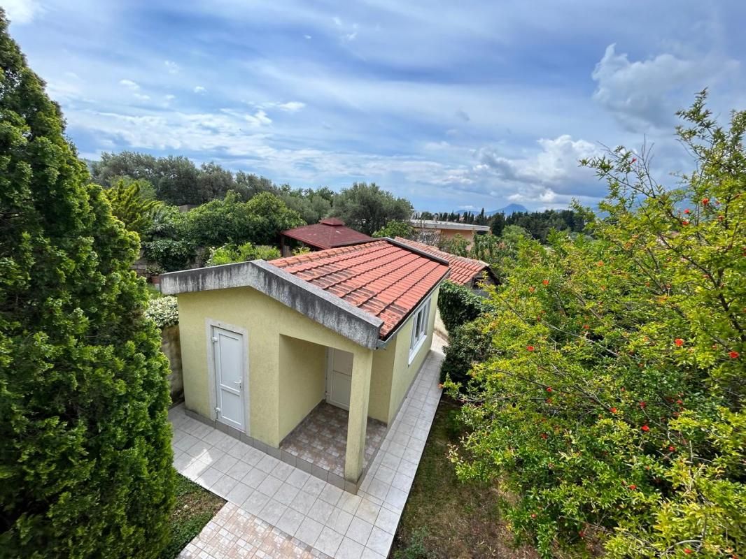 Вилла в Баре, Черногория, 160м2 - стоимость 350&nbsp;000€ - Ref: 81591 фото 3