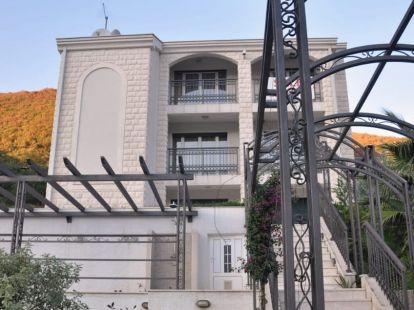 Вилла в Дженовичах, Черногория за 790 000€ (ID:81593)