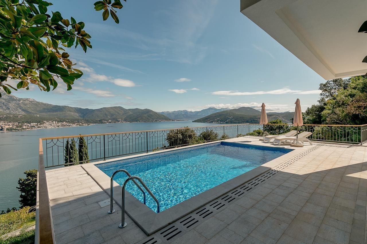 Вилла в Герцег-Нови, Черногория, 236м2 - стоимость 850&nbsp;000€ - Ref: 81595 фото 13