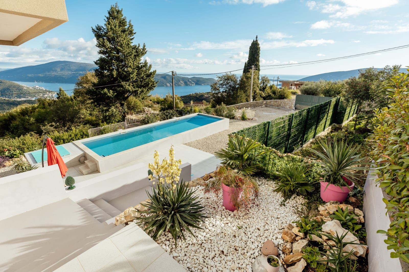 Вилла в Герцег-Нови, Черногория, 205м2 - стоимость 499&nbsp;000€ - Ref: 81596 фото 1