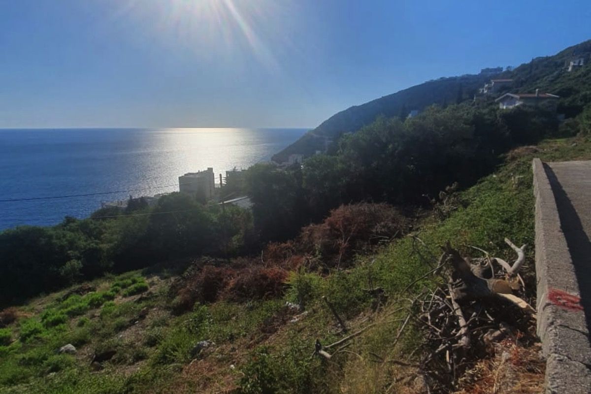 Участок в Добра воде, Черногория, 2 600м2 - стоимость 550&nbsp;000€ - Ref: 81622 фото 1