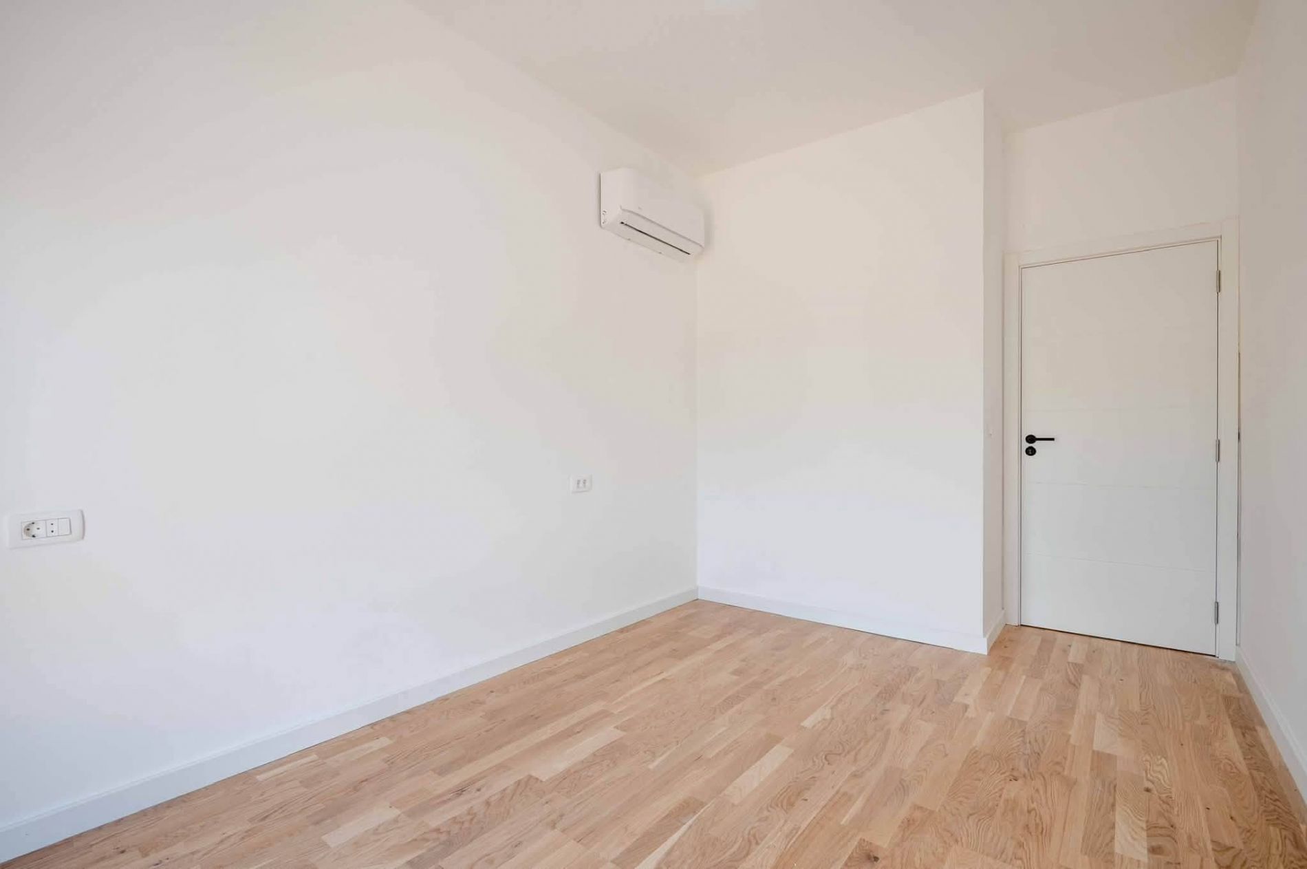 Апартаменты в Баре, Черногория, 65м2 - стоимость 185&nbsp;000€ - Ref: 81638 фото 4