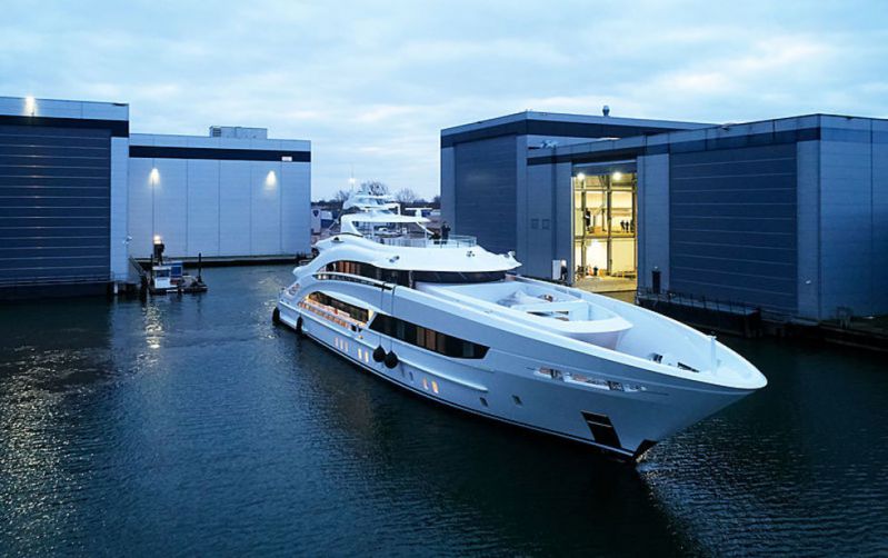 Продажа яхты Heesen Aura 50m в Европе в Майами - 35600000€ - Ref: 152 фото 2