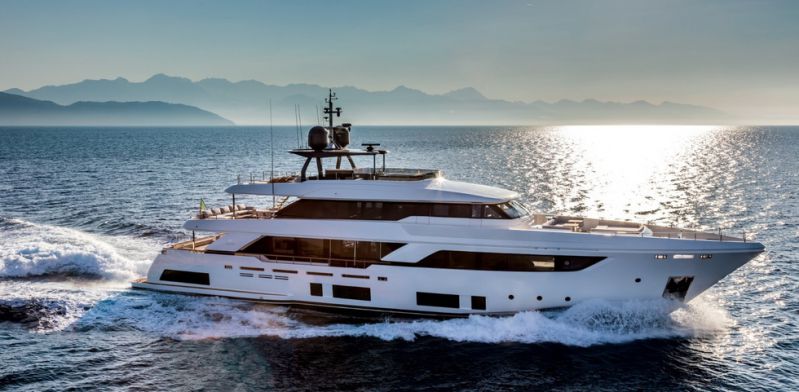 Продажа яхты Custom Line Navetta 37 в Европе в Аликанте - 13900000€ - Ref: 155 фото 2
