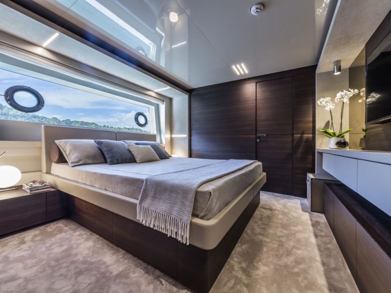 Продажа яхты Custom Line Navetta 37 в Европе в Аликанте - 13900000€ - Ref: 155 фото 11