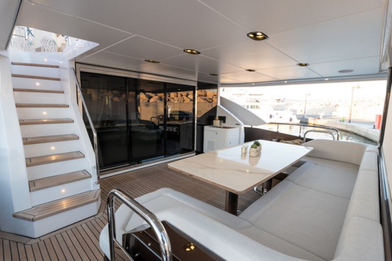 Продажа яхты Azimut Grande 27 m в Европе в Майами - 5900000€ - Ref: 160 фото 5