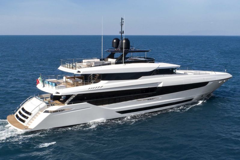 Продажа яхты Mangusta Oceano 43m в Европе в Аликанте - 24200000€ - Ref: 166 фото 1