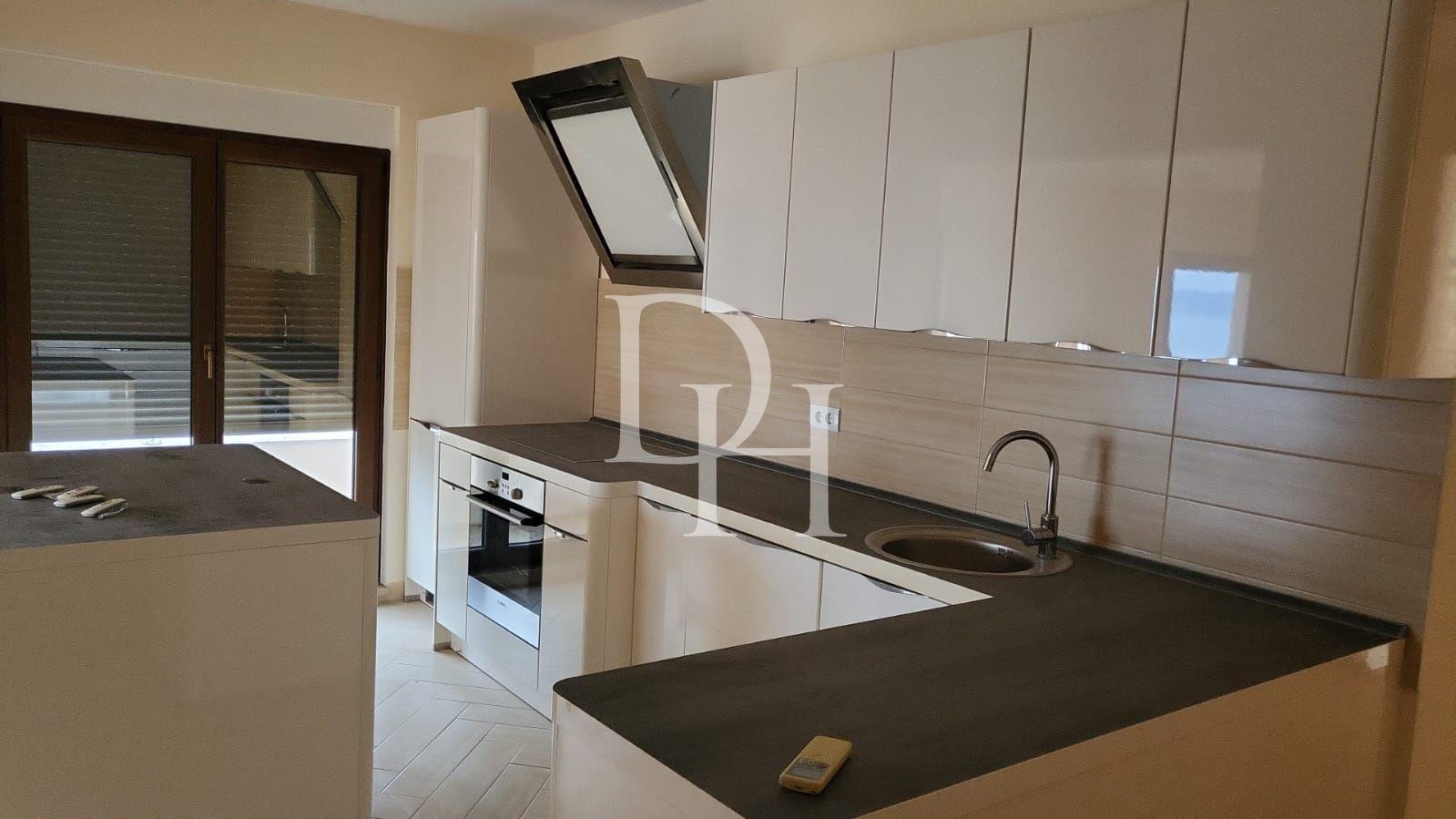 Apartments, Montenegro, С. Bar, Bar, 189 000 € photo 2