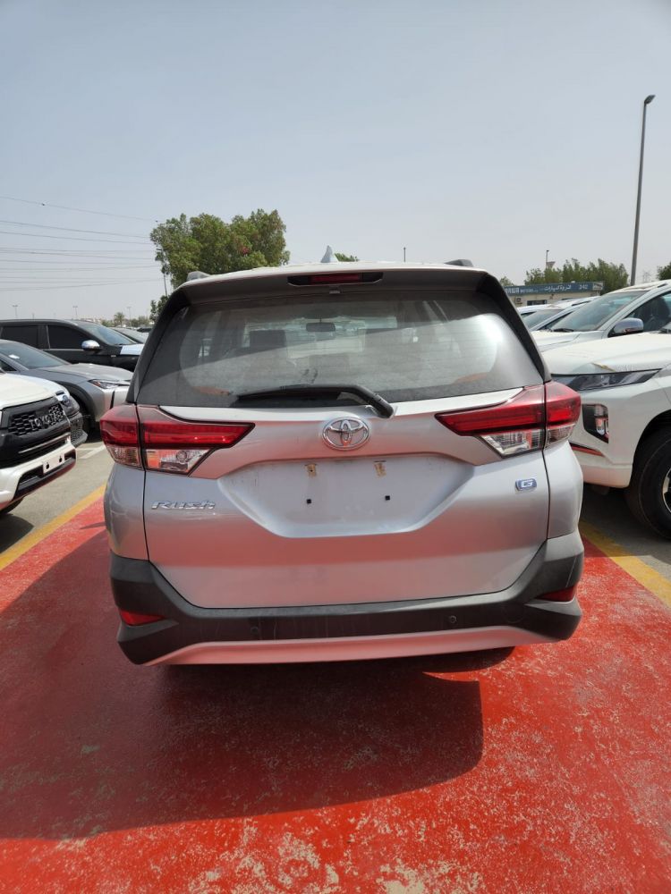 Kup samochód  Toyota rush w Dubaju - 19000€ - Ref: 1253 zdjęcia 4