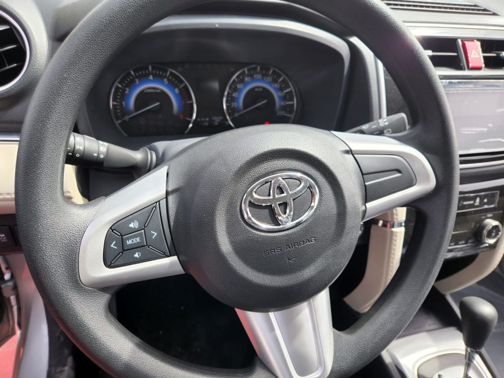 Kup samochód  Toyota rush w Dubaju - 19000€ - Ref: 1253 zdjęcia 8