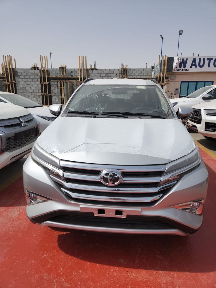 Kup samochód  Toyota rush w Dubaju - 19000€ - Ref: 1253 zdjęcia 1