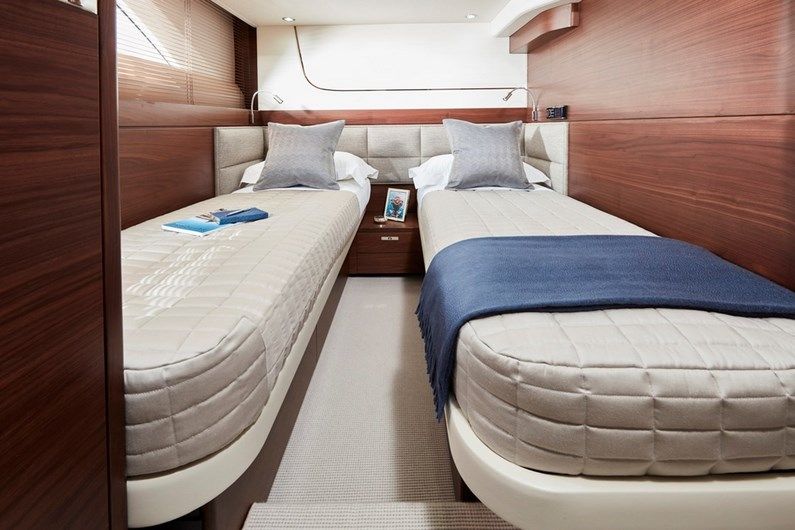 Аренда яхты PRINCESS F70 в Марбелье - 3750€ - Ref: 1271 фото 6