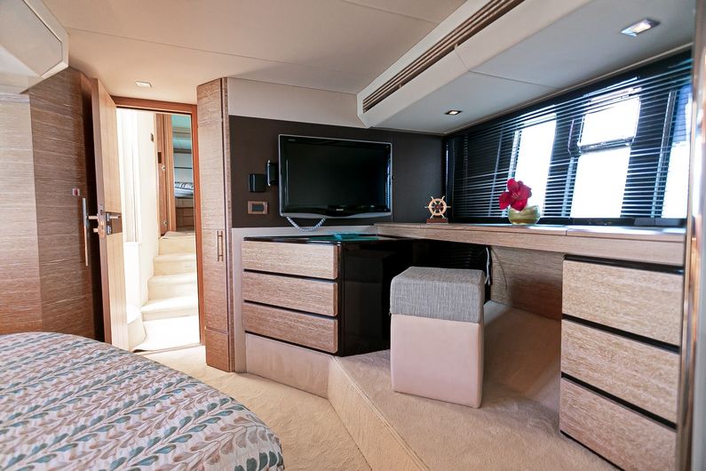 Аренда яхты  AZIMUT 58 FLY в Марбелье - 2200€ - Ref: 1274 фото 18