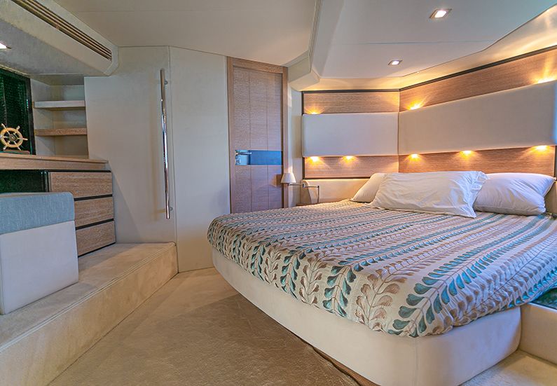 Аренда яхты  AZIMUT 58 FLY в Марбелье - 2200€ - Ref: 1274 фото 20