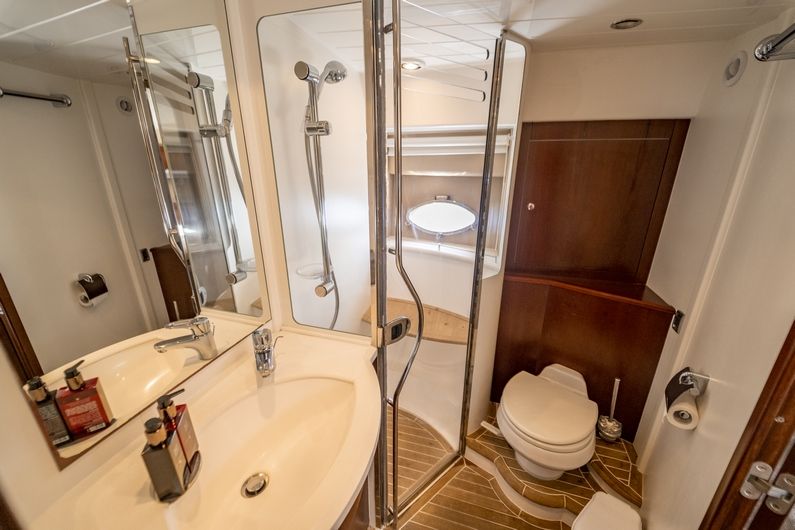 Аренда яхты  PRINCESS V58 в Марбелье - 1600€ - Ref: 1275 фото 10