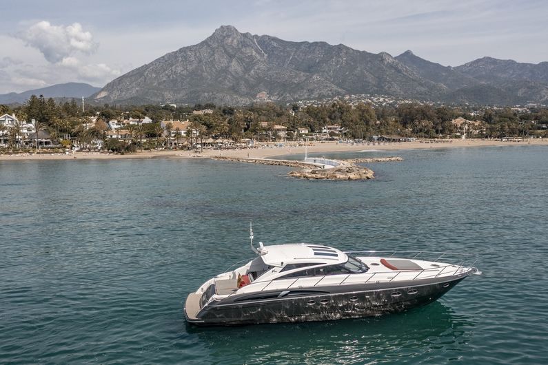 Аренда яхты  PRINCESS V58 в Марбелье - 1600€ - Ref: 1275 фото 3