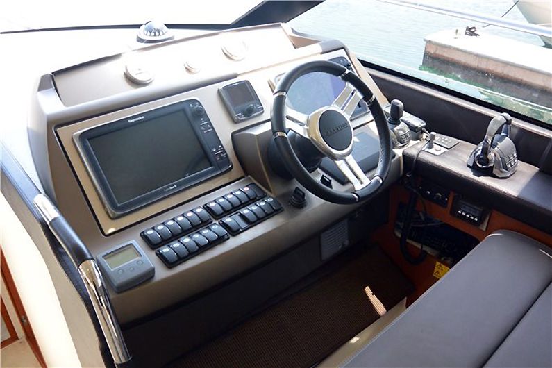 Аренда яхты  PRESTIGE 500 FLY в Марбелье - 2200€ - Ref: 1276 фото 6