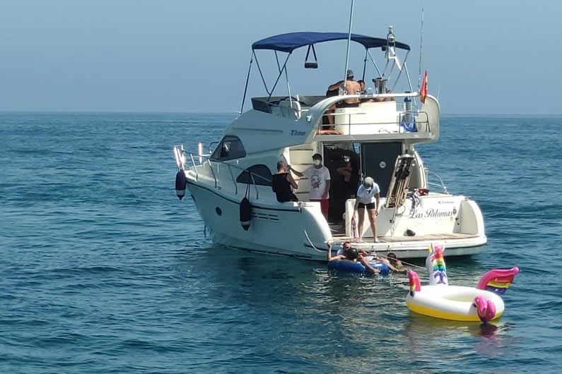 Аренда яхты RODMAN 44 FLY  в Марбелье - 1150€ - Ref: 1278 фото 4