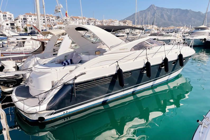 Аренда яхты FAIRLINE TARGA 43 в Марбелье - 1000€ - Ref: 1279 фото 2