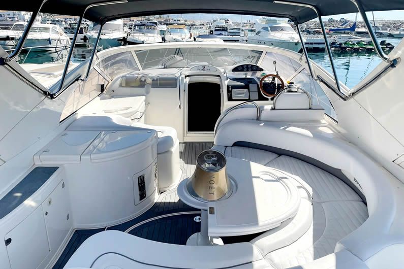 Аренда яхты FAIRLINE TARGA 43 в Марбелье - 1000€ - Ref: 1279 фото 4