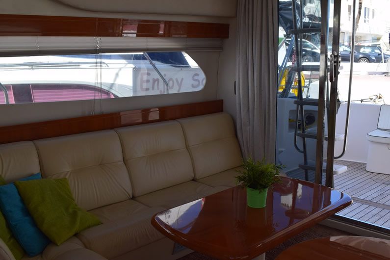 Аренда яхты  ASTONDOA 40 FLY​​​​​​​  в Марбелье - 850€ - Ref: 1282 фото 10