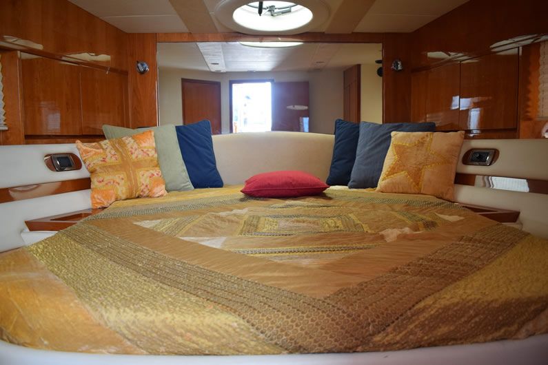 Аренда яхты  ASTONDOA 40 FLY​​​​​​​  в Марбелье - 850€ - Ref: 1282 фото 7