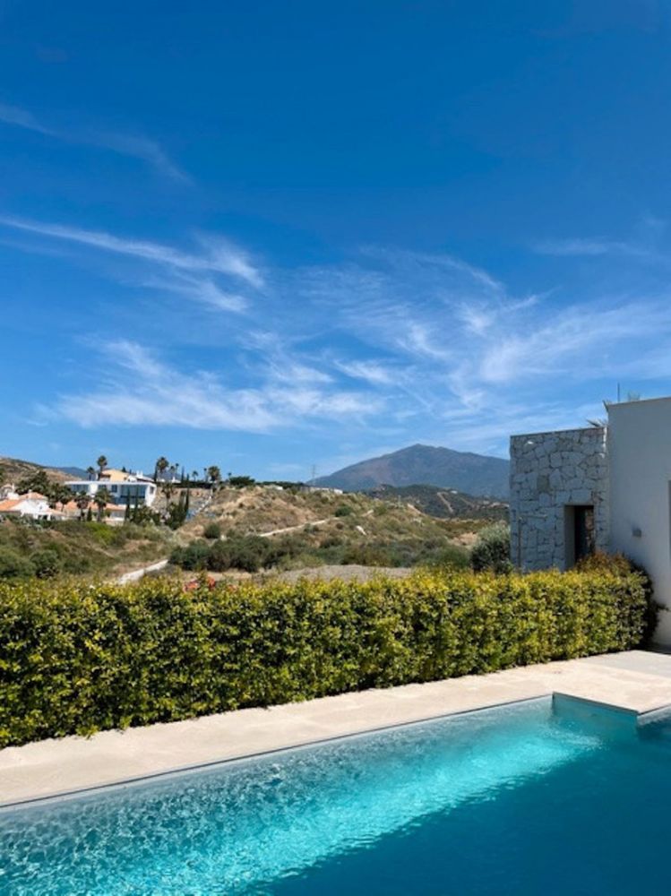 Rent with the possibility of a villa - 10000€ - Ref: 1284 photo 5
