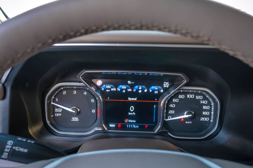 Аренда авто GMC Yukon Denali в Дубае - 298€ - Ref: 1328 фото 4