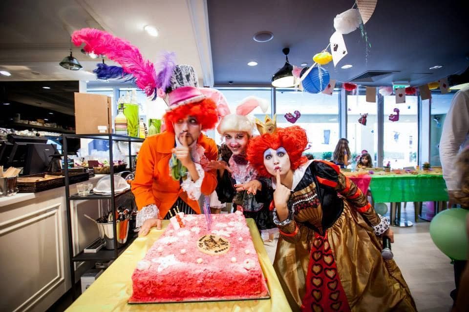 Алиса в стране Чудес в Дубае - Ref: 1360 фото 2