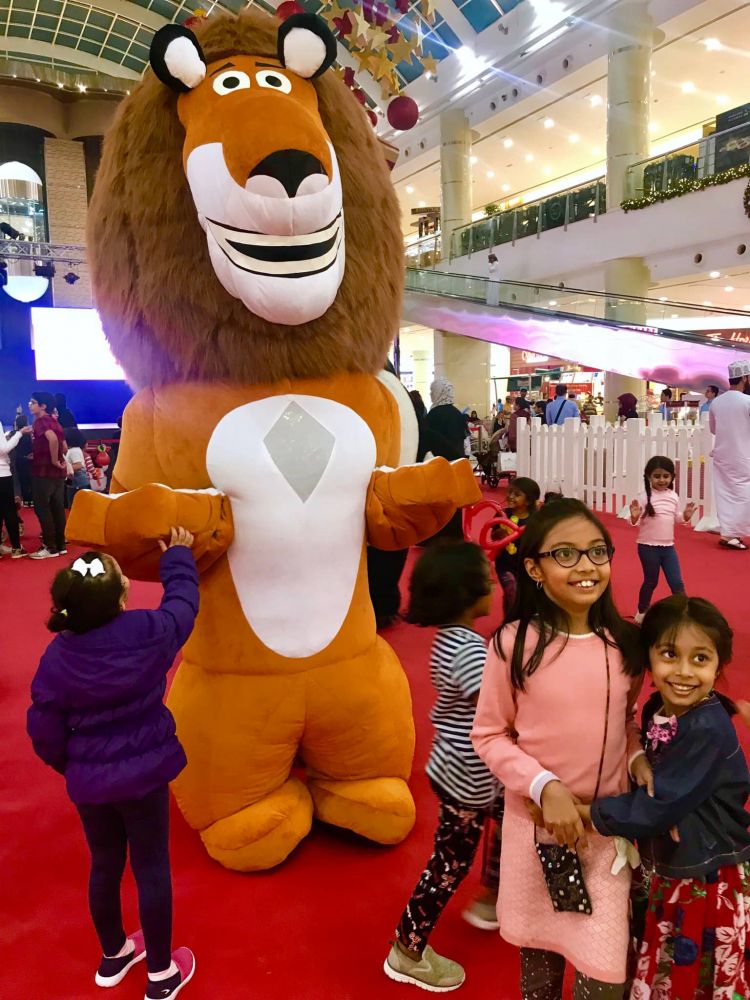 Аниматоры из известных мультфильмов в Дубае - Ref: 1362 фото 9