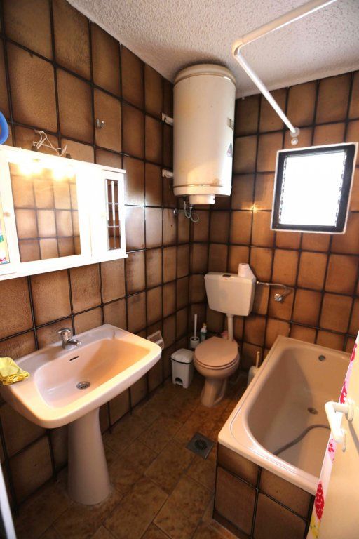 Сдается недорогой коттедж Кассандры, Халкидики в Кассандре - 125€ - Ref: 3904 фото 8