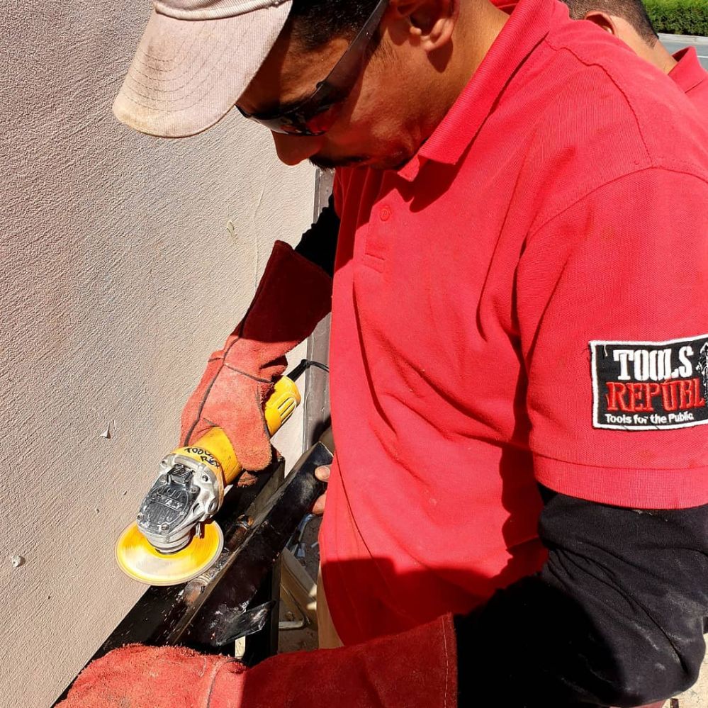 Починка ворот и техническое обслуживание в Дубае - Ref: 4888 фото 1