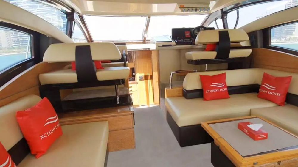 Аренда яхты Azimut в Дубае в Дубай Марина - 1755Dh - Ref: 4994 фото 4