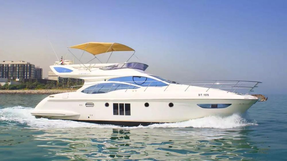 Аренда яхты Azimut в Дубае в Дубай Марина - 1755Dh - Ref: 4994 фото 1