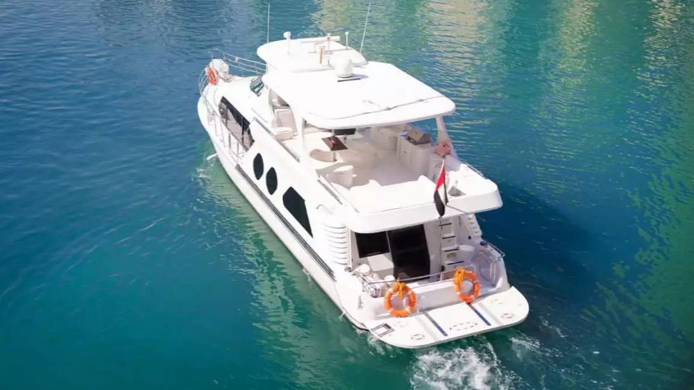 Аренды яхты Bluewater 2 в Дубае в Дубае - 1800Dh - Ref: 4995 фото 2